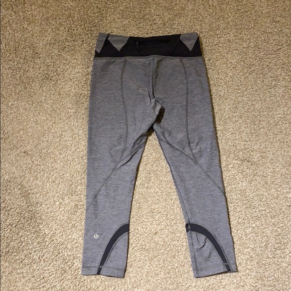 lululemon athletica Pants - Lulu Cropped Leggings